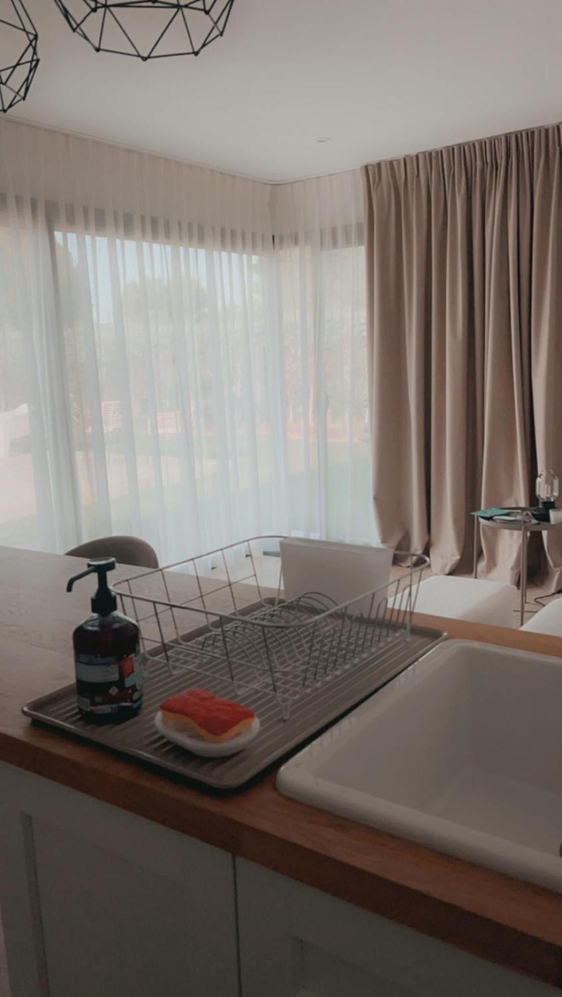 Magnifique Studio Avec Piscine 阿爾勒 外观 照片